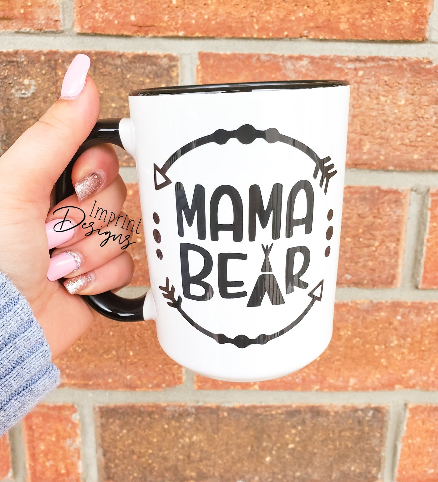 Mama Bear - circle design